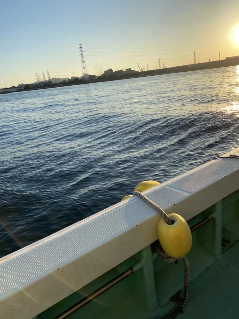 海上釣り堀の始め方、船